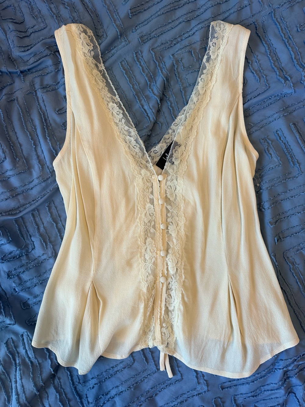 Lulu's Cream Lace-Trim V-Neck Sleeveless Blouse New without tags